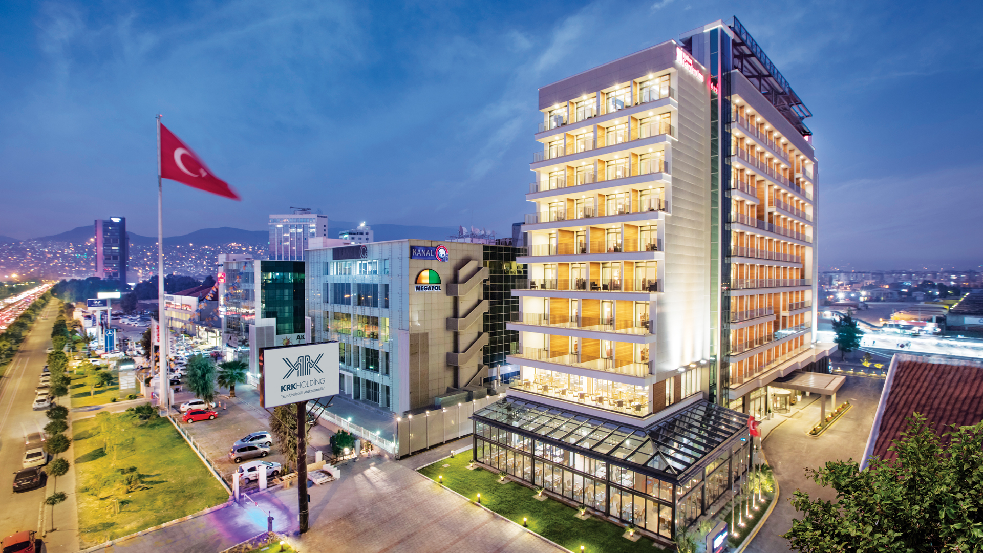 Hilton Garden Inn İzmir Bayraklı Otel Projesi