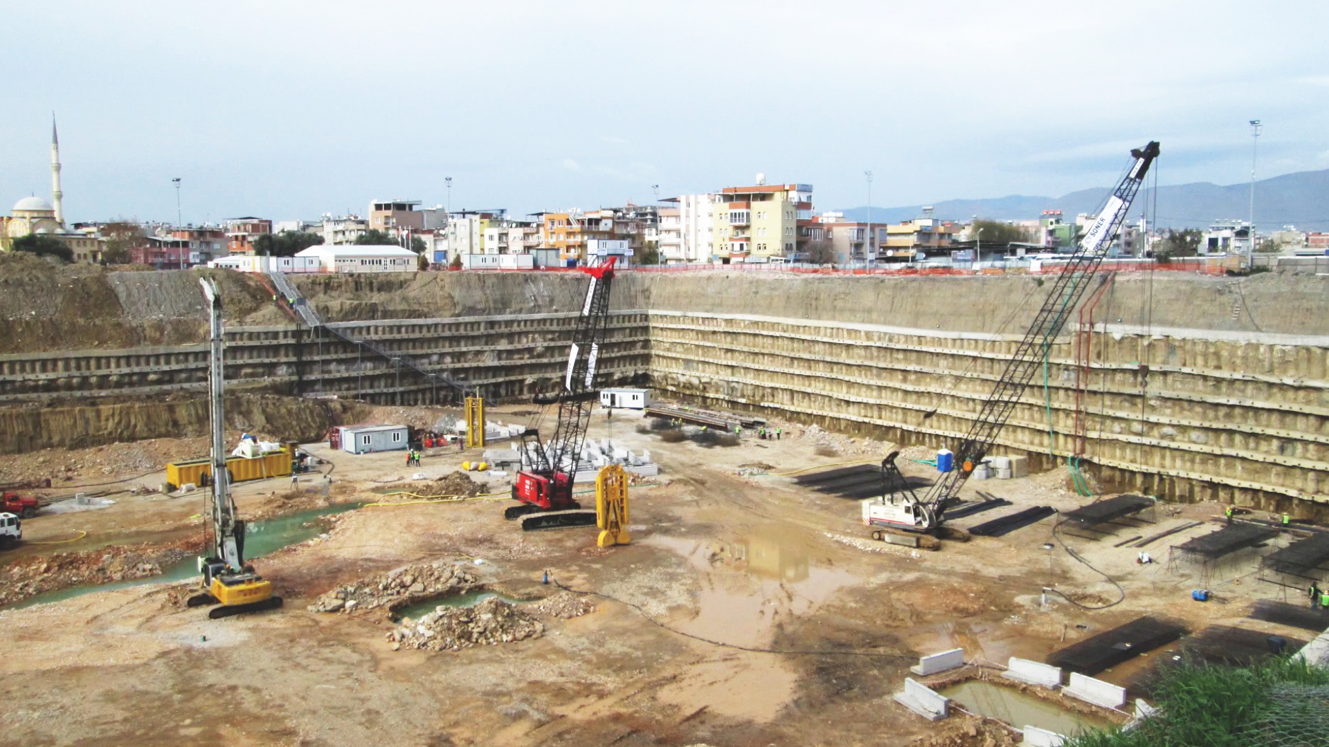 Point Bornova AVM Rezidans, Baret Kazıt ve Jet Grout ile Zemin Sağlamlaştırma Projesi